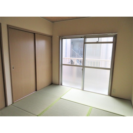 エステートピアＭⅠ0301号室 内観