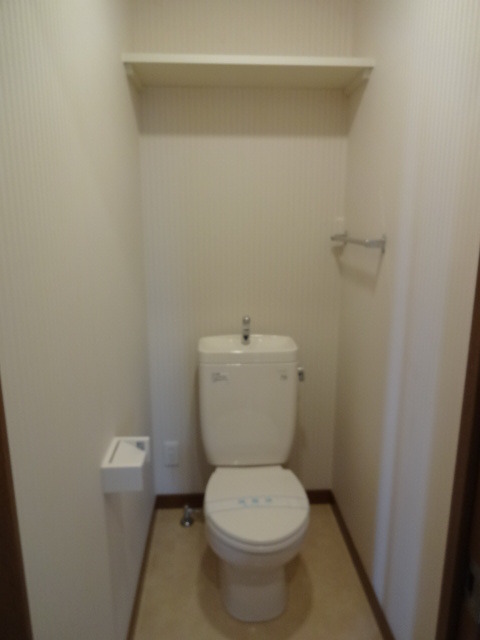ブリックス駒沢0101号室 トイレ