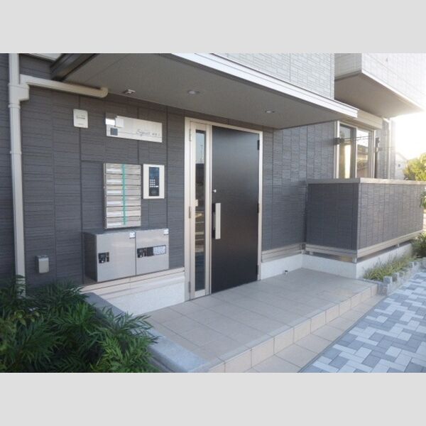 セジュール西台1 1棟のエントランス