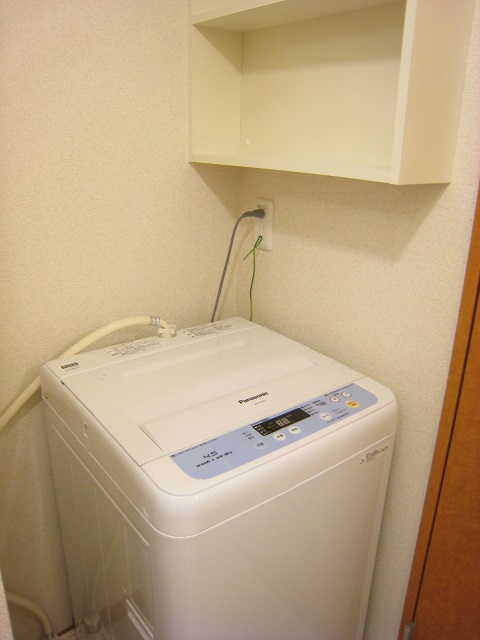 レオパレスサンリーブⅢ201号室 洗濯機