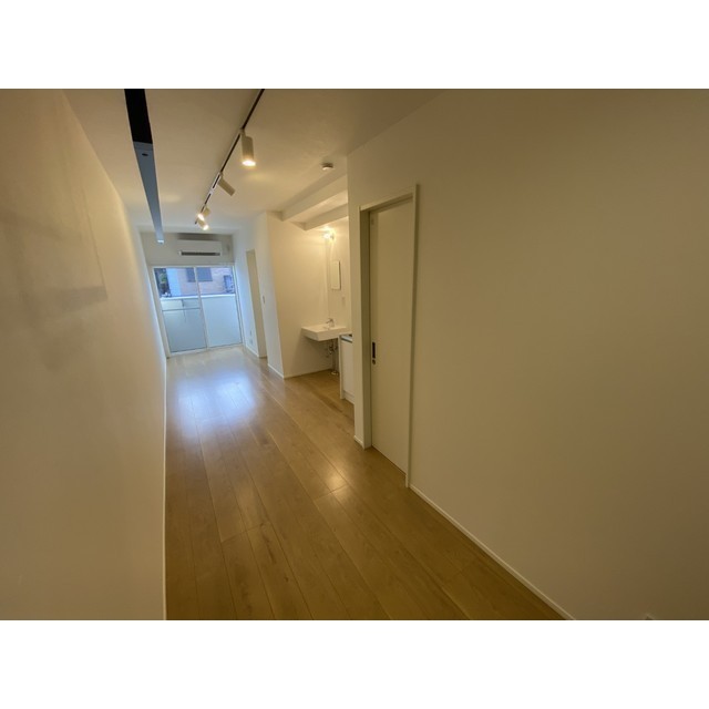 MQuarto江田101号室 リビング