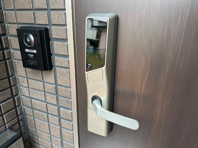 リノナル102号室 電子キー