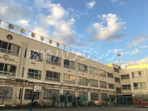 中野ローヤルコーポ 中野区立平和の森小学校