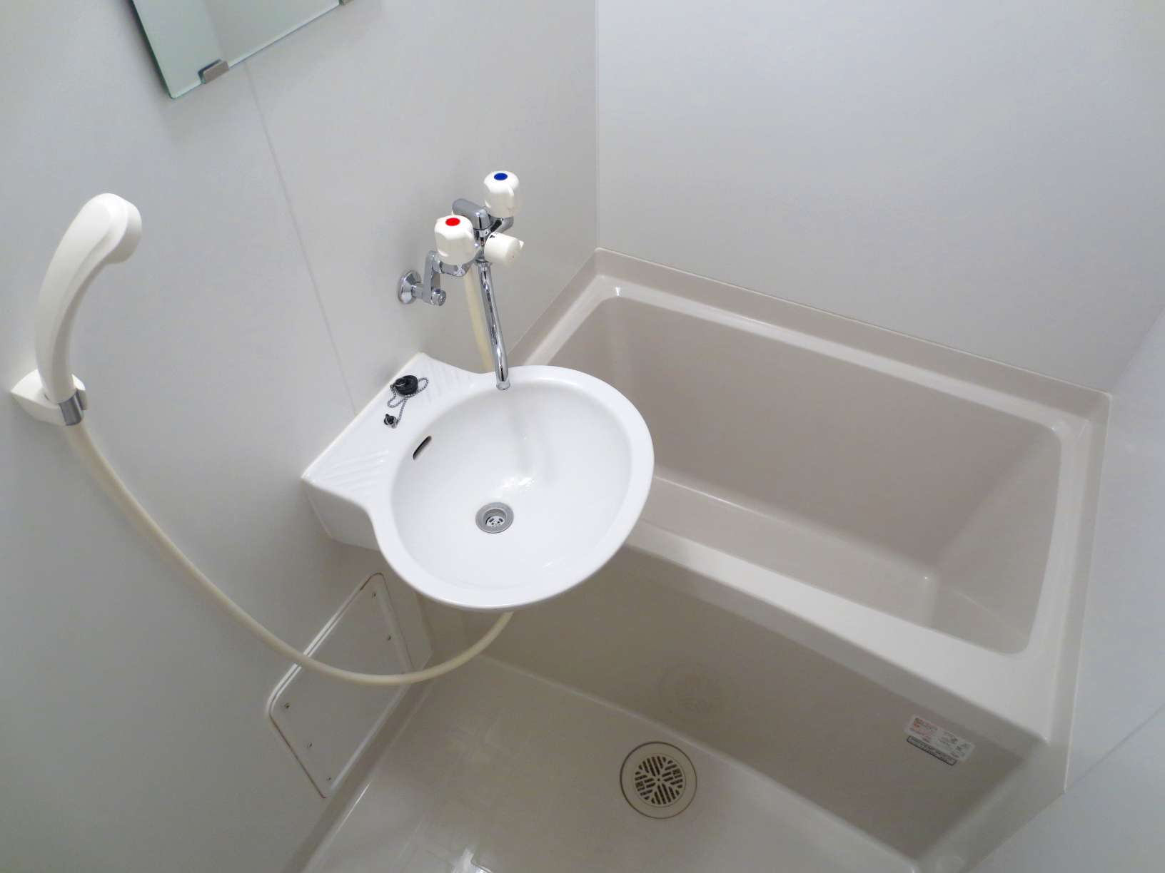 レオパレスシュトラール 浴室乾燥機付き