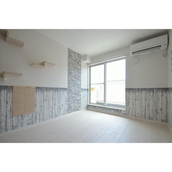 パルトネール綱島I303号室 リビング