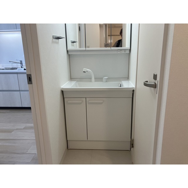 メゾン南柏綾0403号室 同建物別部屋の参考画像