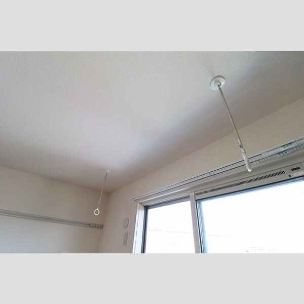 エクセルコート201号室 室内物干し