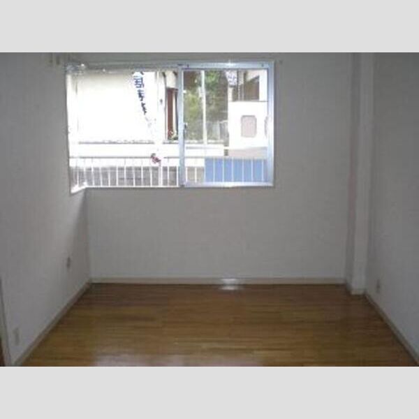 ロイアルパレスシマ 105 洋室