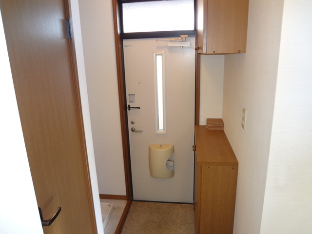 ドミネ日吉 玄関