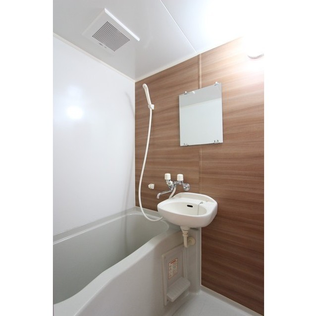 カルム・ワン 内観