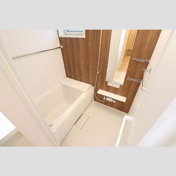 ビバーチェ301号室 浴室