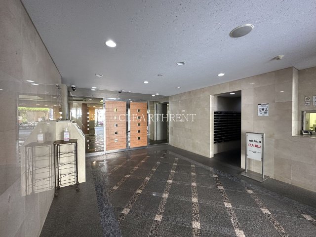 パレステュディオ新宿パークサイド ☆スタイリッシュなエントランス