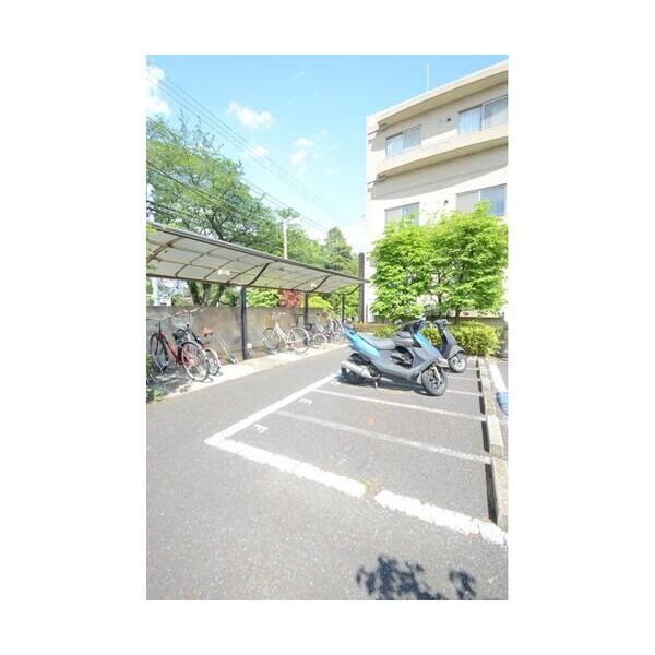 Mume　Fort101号室 駐車場