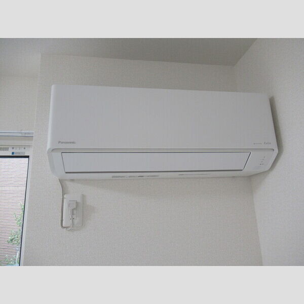 N・D-ROOM IIDACHOU　A棟106号室 エアコン