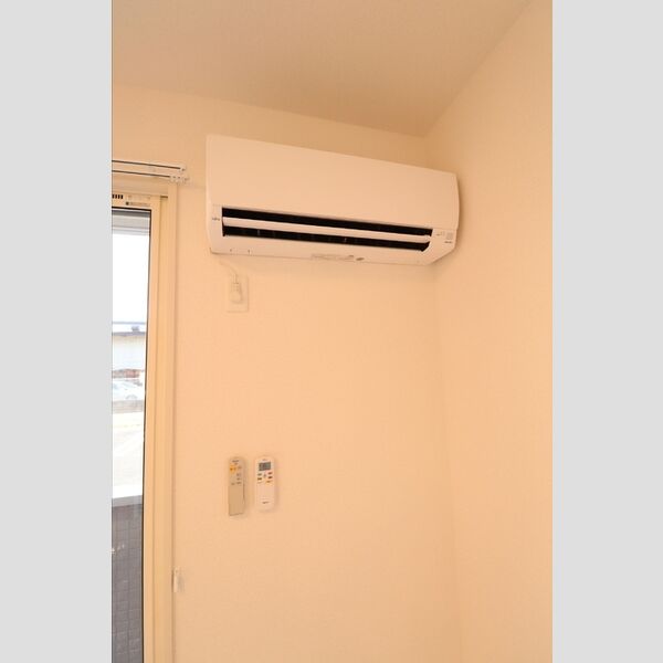 スリーシップ107号室 エアコン
