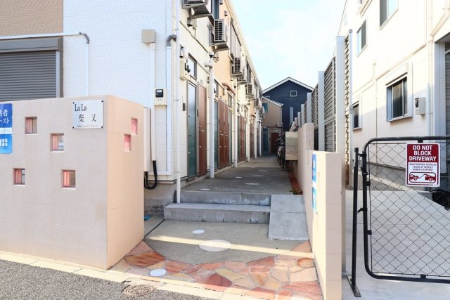 ＬａＬａ柴又2階 エントランス