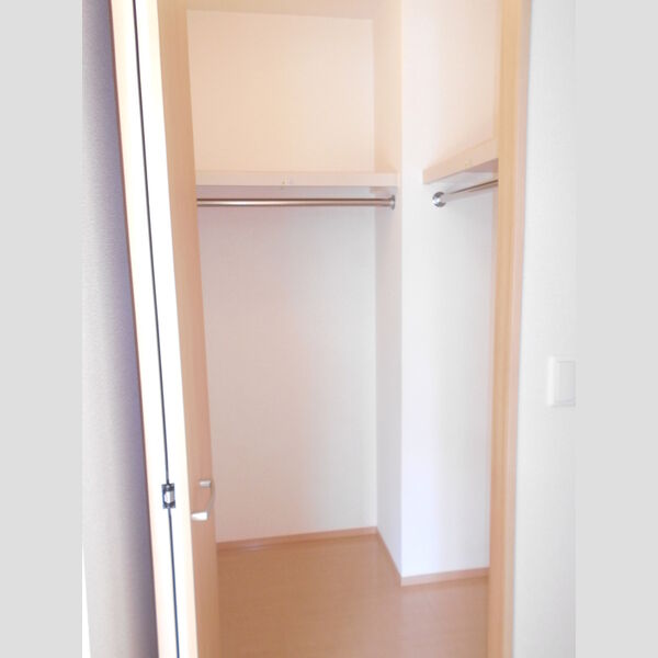 セータ サクラーレ 収納