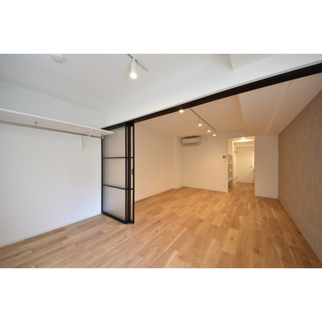 グランパセオ代々木上原0101号室 内観