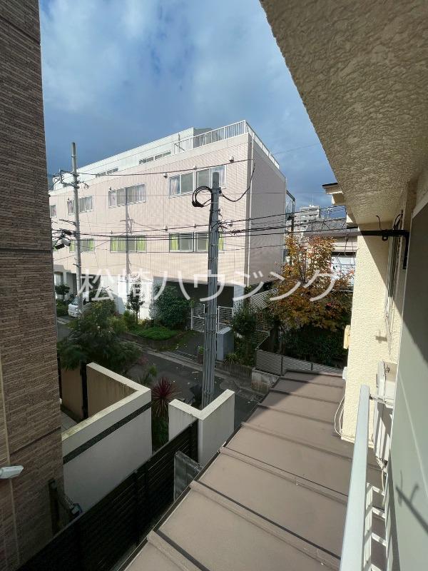 アーバーヒルズ2階 バルコニー