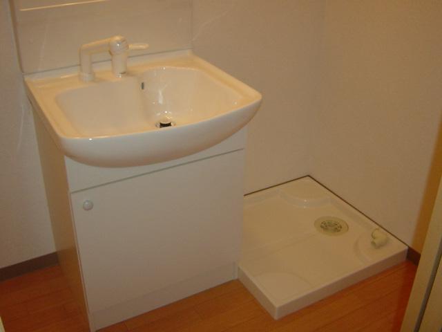 ペティハウス弐番館 洗髪洗面化粧台