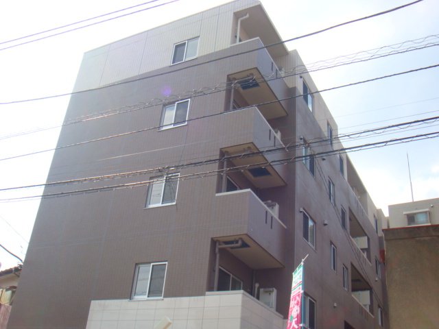 レジデンス和405号室 外観写真（昼）