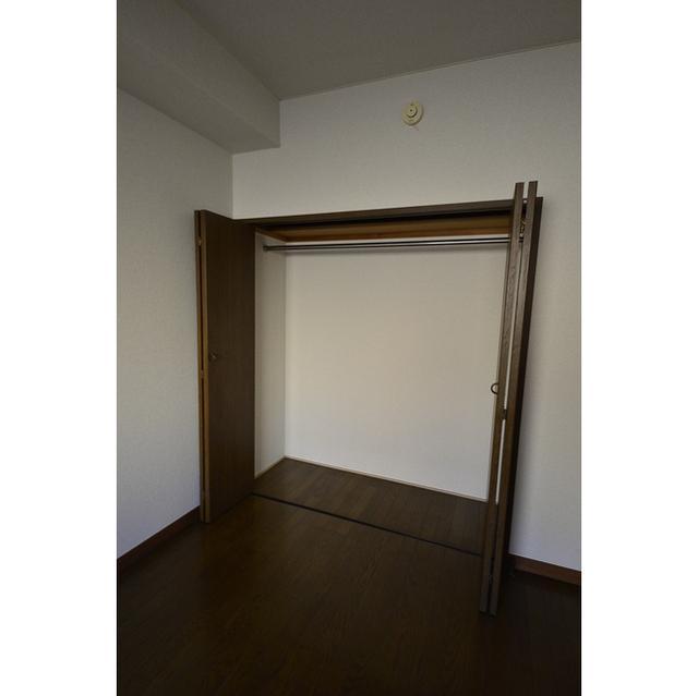 サンパール深大寺1階 収納