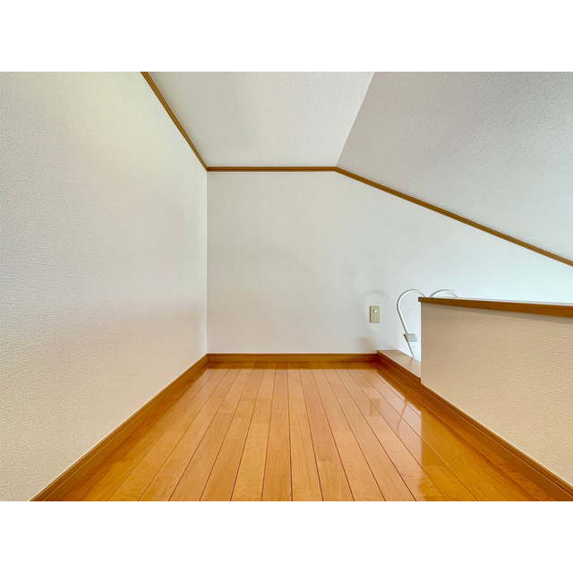 Ｓ．ブロッサム201号室 ☆ロフト