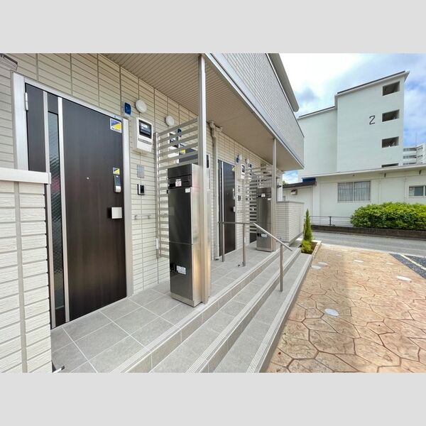 ラ・フルール エントランス