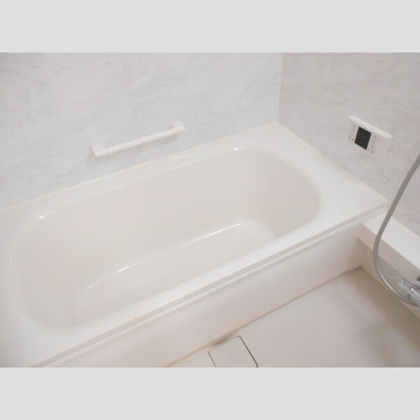 レフィナード(川越的場)101号室 浴室