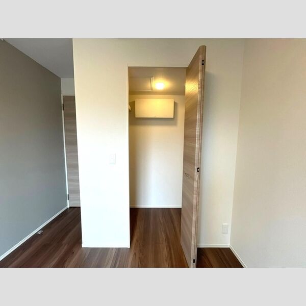 セレスティア扇Ⅰ305号室 305　収納