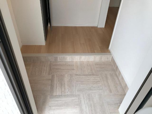 コリーナ本郷台 玄関