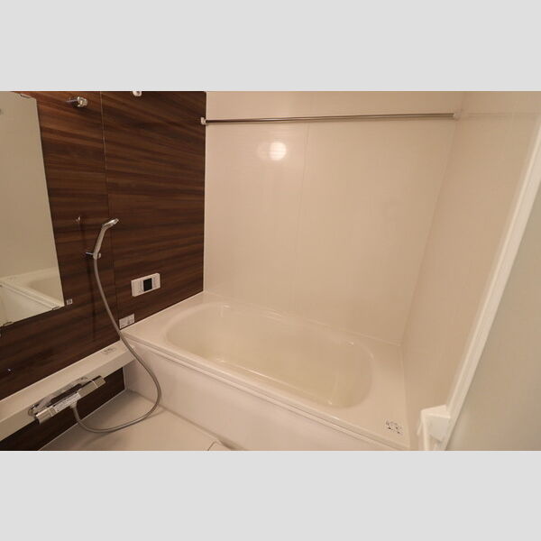 フォンテーヌ　C 浴室