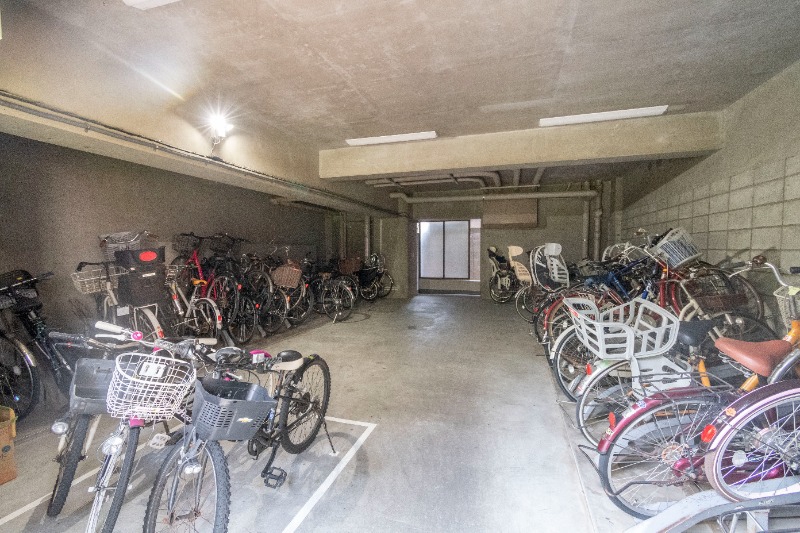 グラスコート板橋 駐輪場