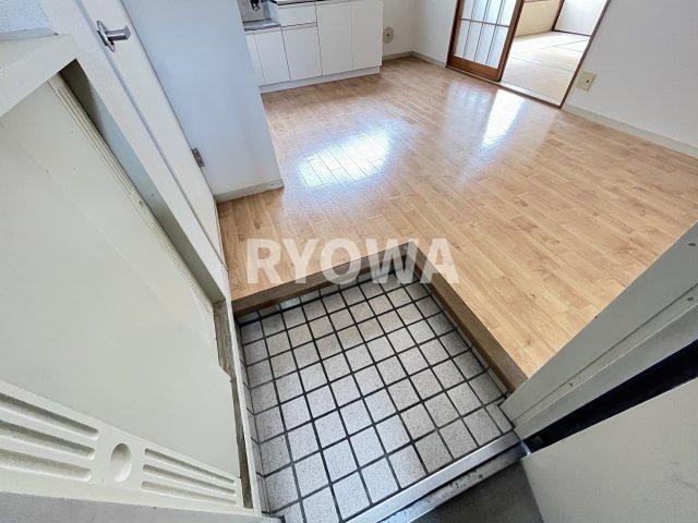 山崎マンション 掲載の写真は退去前の写真となります。