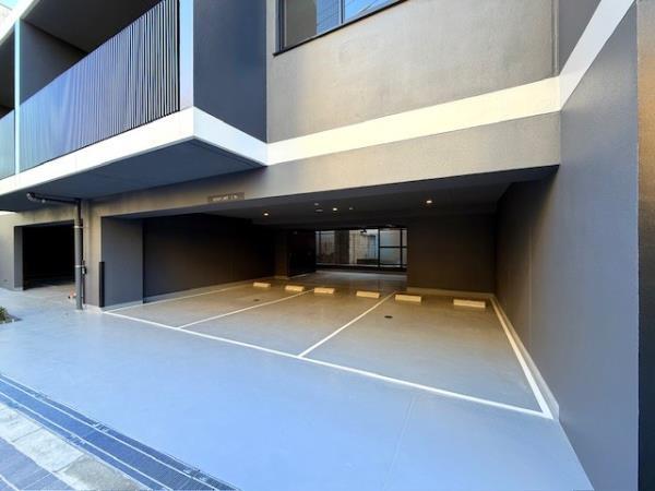 エレミ本蓮沼13階 駐車場