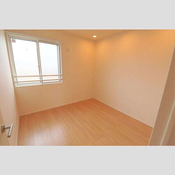 ルーデンス湘南Ⅱ302号室 洋室4.7帖