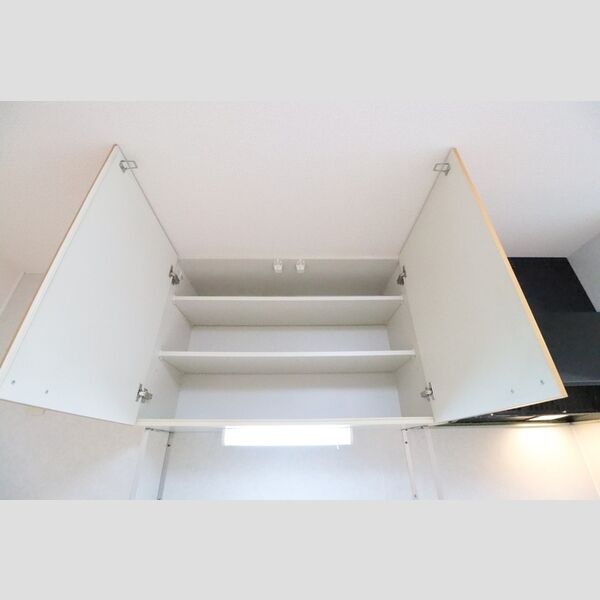 パークサイドヴィレッジ キッチン上収納