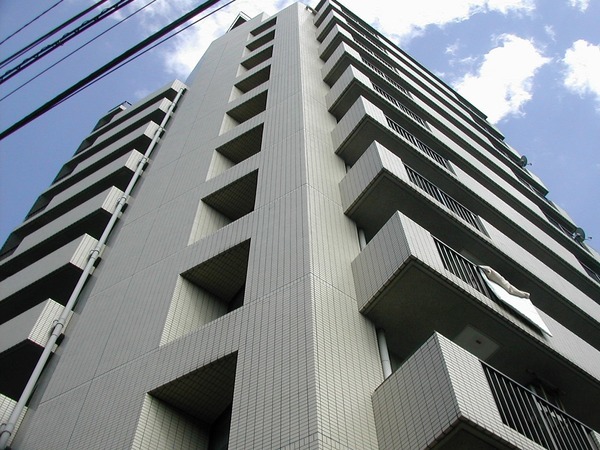 サンマンションアトレ大山202号室 外観