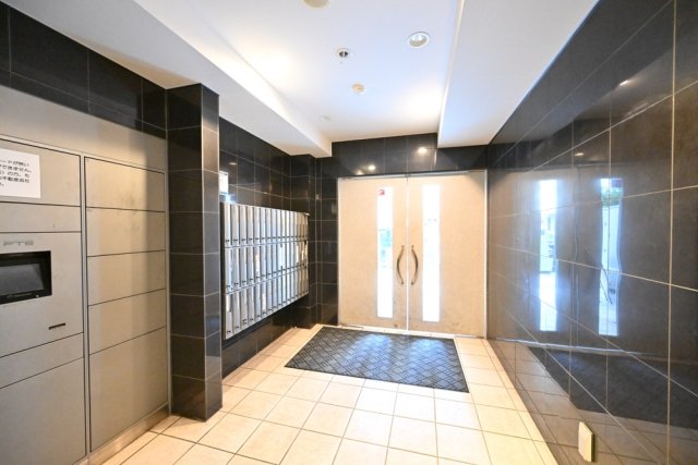 レガリアタワーレジデンス2階 エントランス