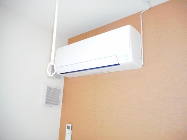 オーヴィラージュ201号室 エアコン