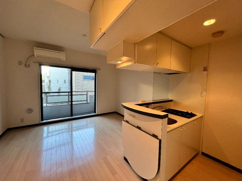 ワコーレ綾瀬 リビング