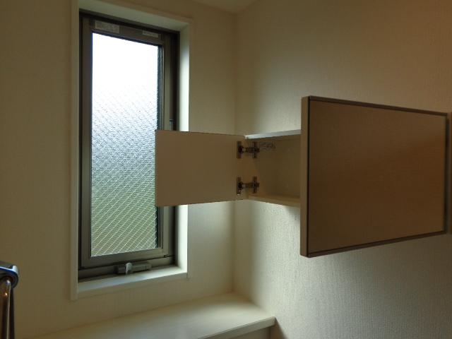 グランドゥール・メイ00102号室 トイレ戸棚