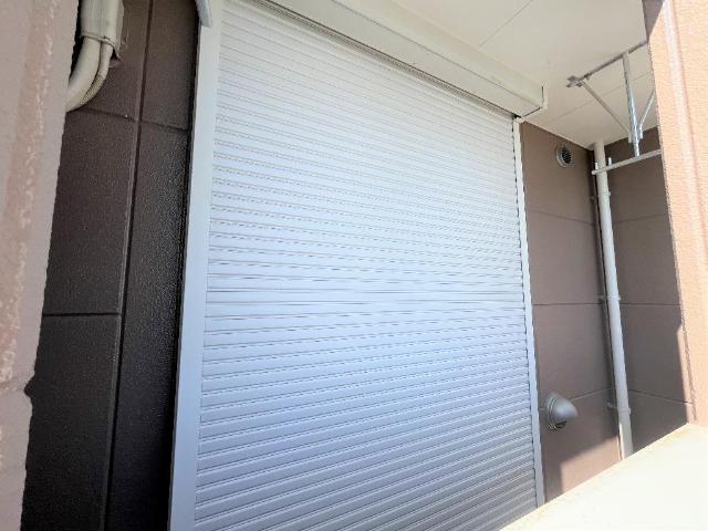 エクセレントヴュー米峰103号室 シャッター