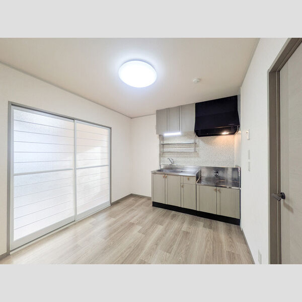 ヴァンベール東川口　Ⅴ105号室 ダイニング