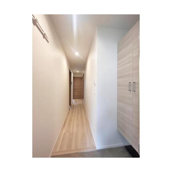 フィレ・デ・フルール403号室 玄関