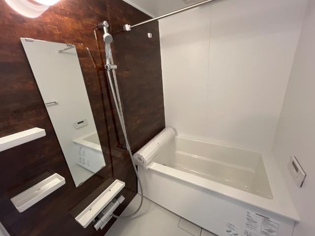 アルビコッカ101号室 バス