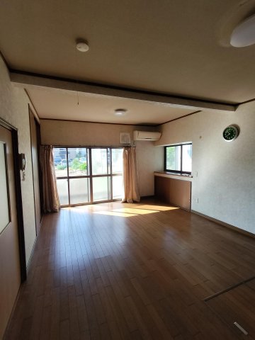 さいたま市桜区新開戸建て リビング