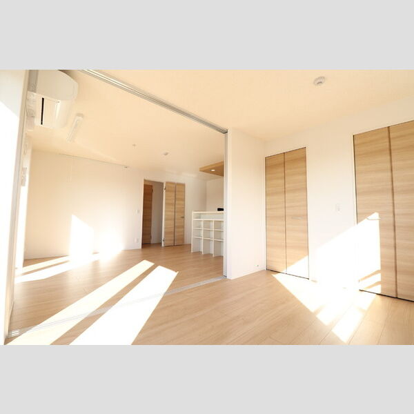 アベニール大倉山 洋室6.1帖　LDK