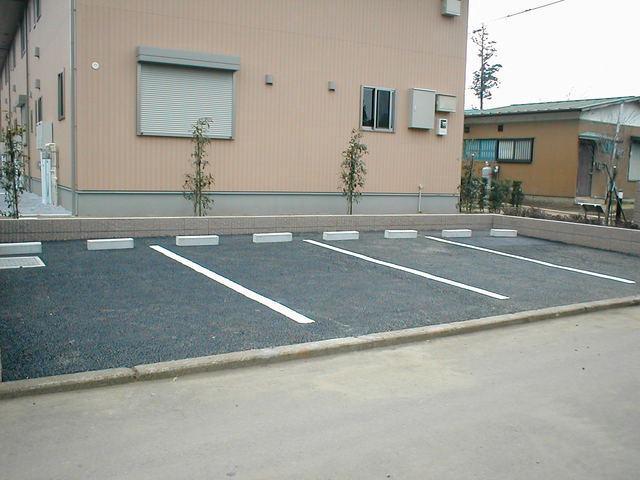 ベルリードＭ 駐車場