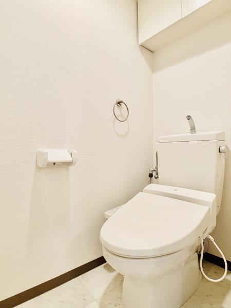 メゾンベール南麻布4階 トイレ